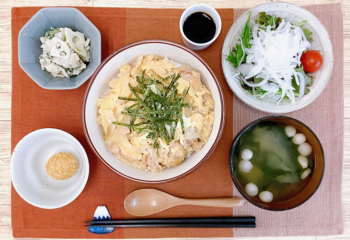 ⑧ふわふわ親子丼